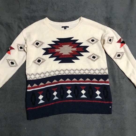 Cozy Aztec Print American Eagle Sweater - Picture 2 of 4